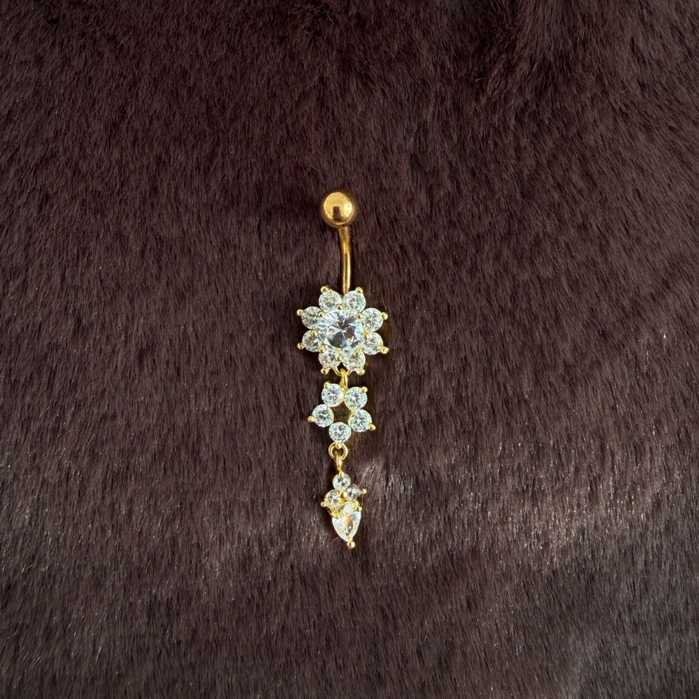 💛 gold rhinestone belly ring 💛